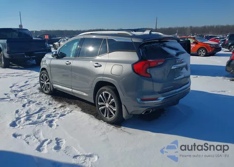 2018 GMC Terrain Denali z USA, uszkodzony, nr VIN 3GKALXEX8JL403145